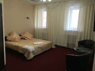 Отель Dolce Vita Киров Номер люкс с 1 двуспальной кроватью №6-1