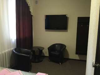 Отель Dolce Vita Киров Номер люкс с 1 двуспальной кроватью №3-4