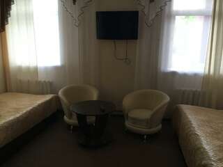 Отель Dolce Vita Киров Номер стандарт с 2 односпальными кроватями №4-4